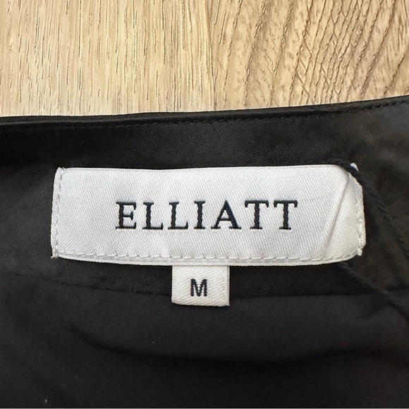 Elliatt Cassini Black Asymmetrical Ruched One Shoulder Dress size M - Picture 3 of 9